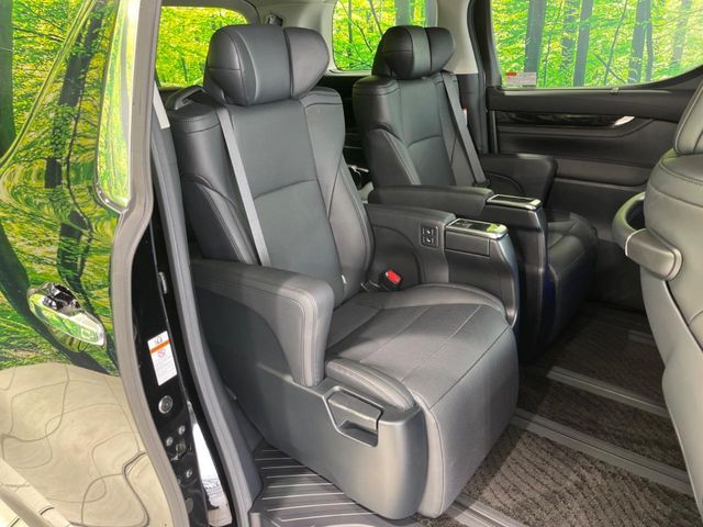 TOYOTA ALPHARD 2018 Image 31