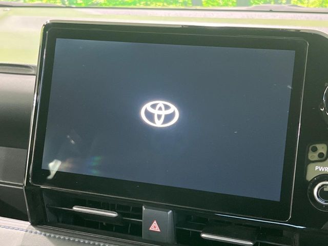 TOYOTA VOXY HYBRID 2023 Image 31