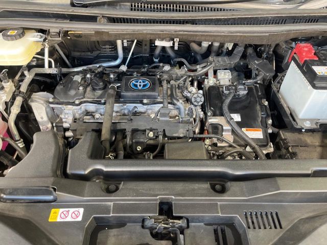 TOYOTA VOXY HYBRID 2023 Image 31