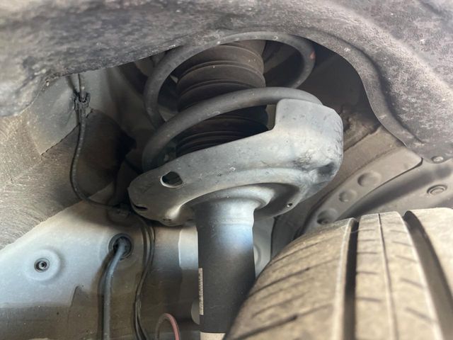 TOYOTA VOXY HYBRID 2023 Image 31