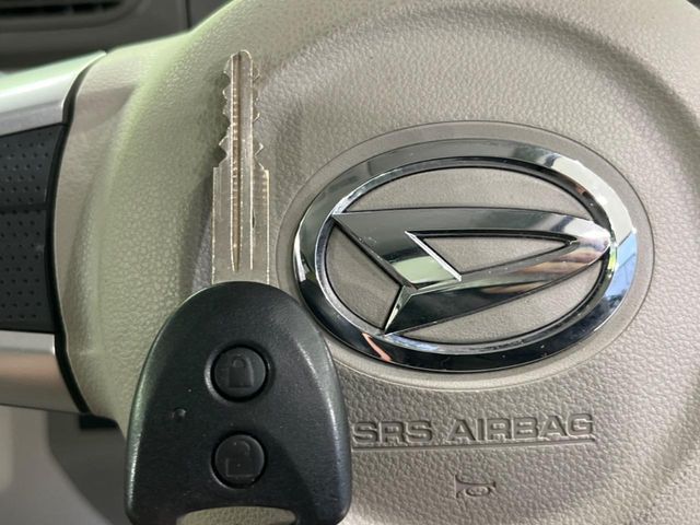 DAIHATSU TANTO 2017 Image 31