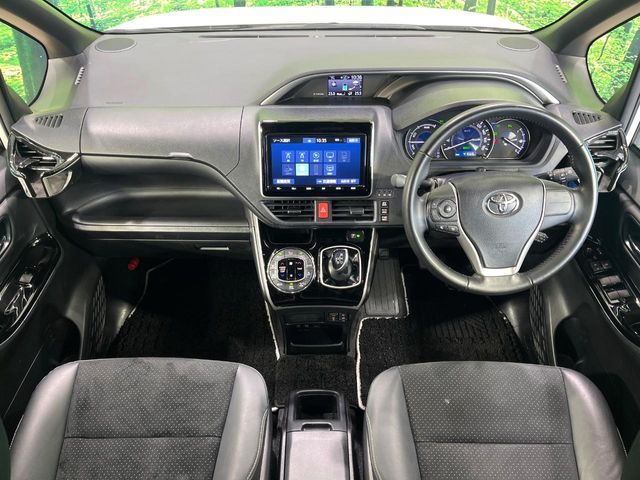 TOYOTA VOXY HYBRID 2020 Image 31