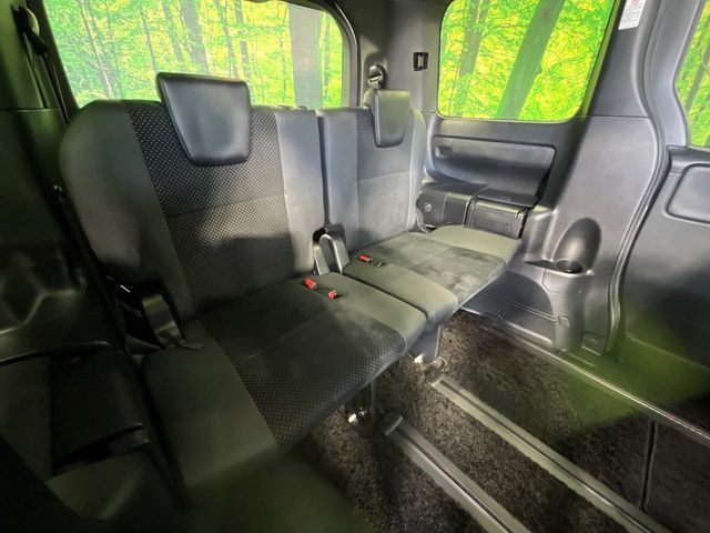 TOYOTA VOXY HYBRID 2020 Image 31