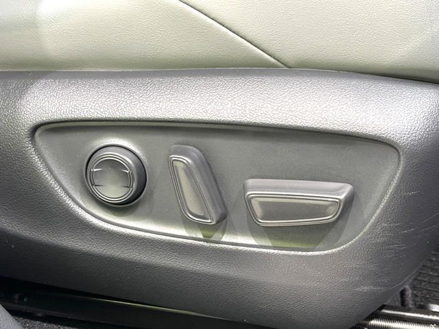 TOYOTA HARRIER 2WD 2025 Image 31