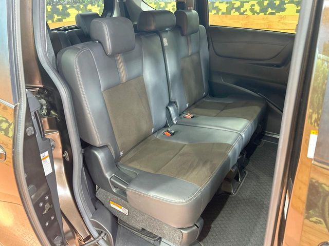 TOYOTA SIENTA 2019 Image 31