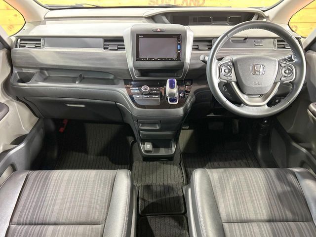 HONDA FREED HYBRID 2017 Image 31