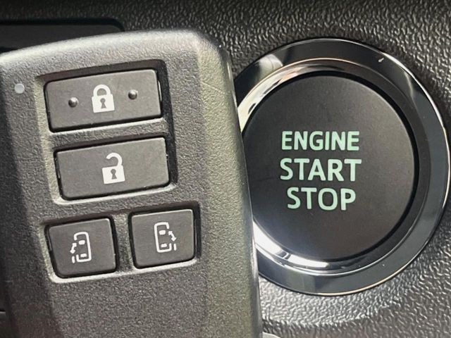 TOYOTA HIACE VAN 2WD 2025 Image 31