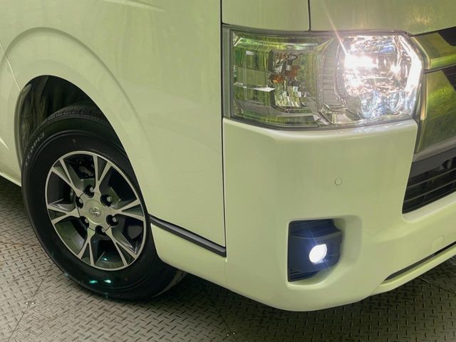 TOYOTA HIACE VAN 2WD 2025 Image 31