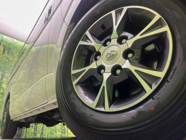 TOYOTA HIACE VAN 2WD 2025 Image 31