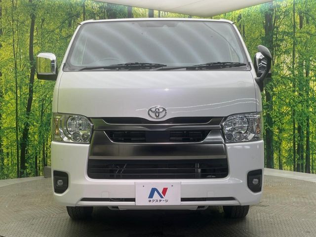 TOYOTA HIACE VAN 2WD 2025 Image 31