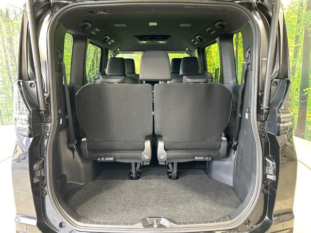 TOYOTA VOXY 2023 Image 31