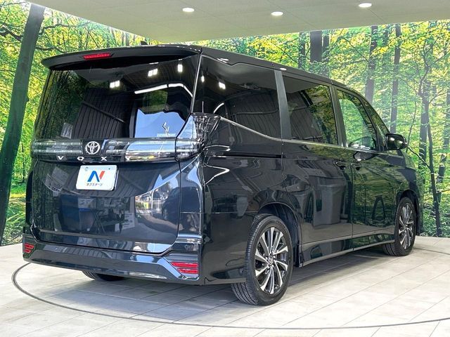 TOYOTA VOXY 2023 Image 31