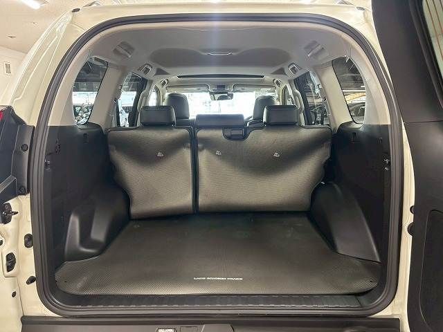 TOYOTA LANDCRUISER PRADO 2022 Image 31