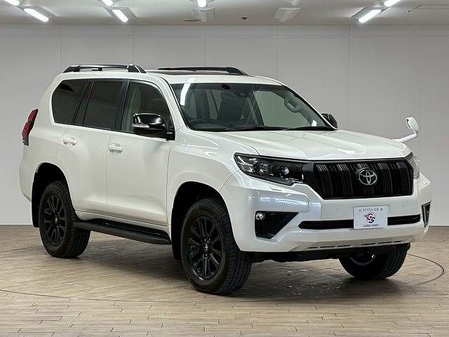 TOYOTA LANDCRUISER PRADO 2022 Image 31
