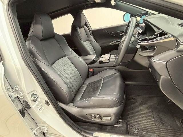 TOYOTA HARRIER HYBRID 2023 Image 31