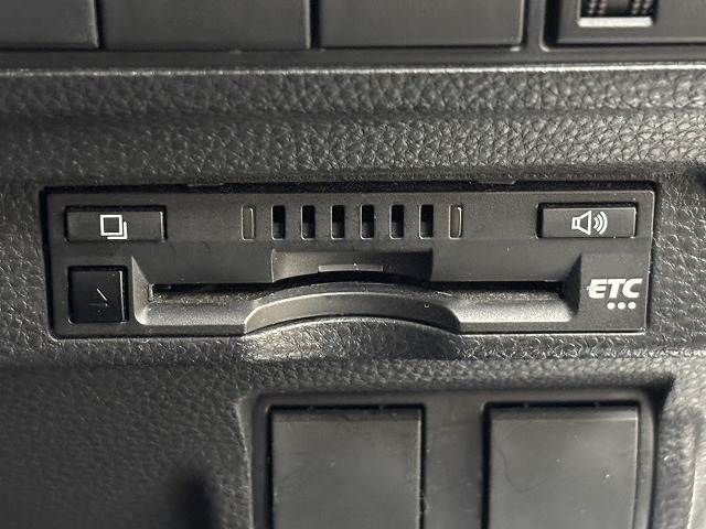 TOYOTA COROLLA CROSS HYBRID 2022 Image 31