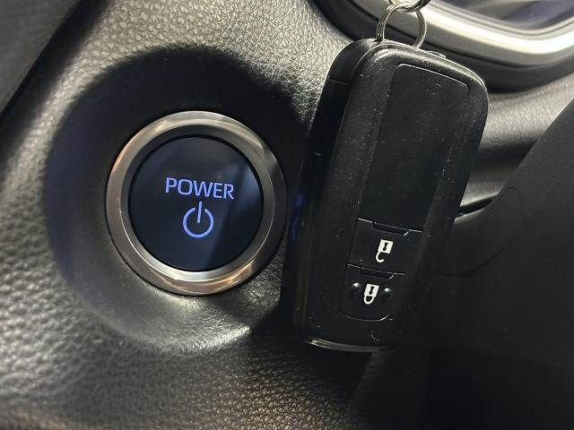 TOYOTA COROLLA CROSS HYBRID 2022 Image 31