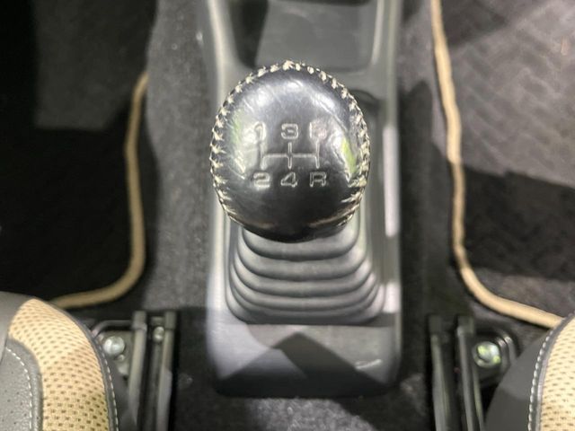 SUZUKI JIMNY 4WD 2016 Image 31