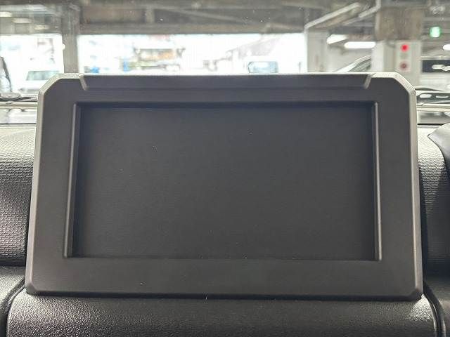 SUZUKI JIMNY NOMADE 2025 Image 31