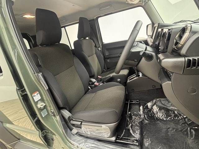 SUZUKI JIMNY NOMADE 2025 Image 31