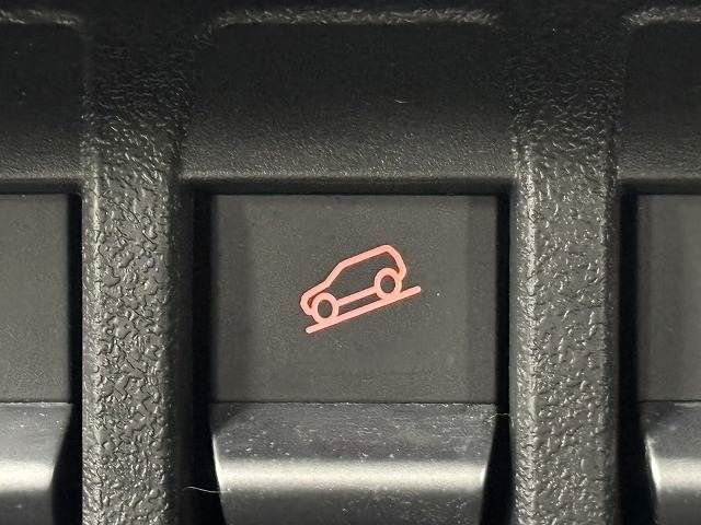 SUZUKI JIMNY NOMADE 2025 Image 31