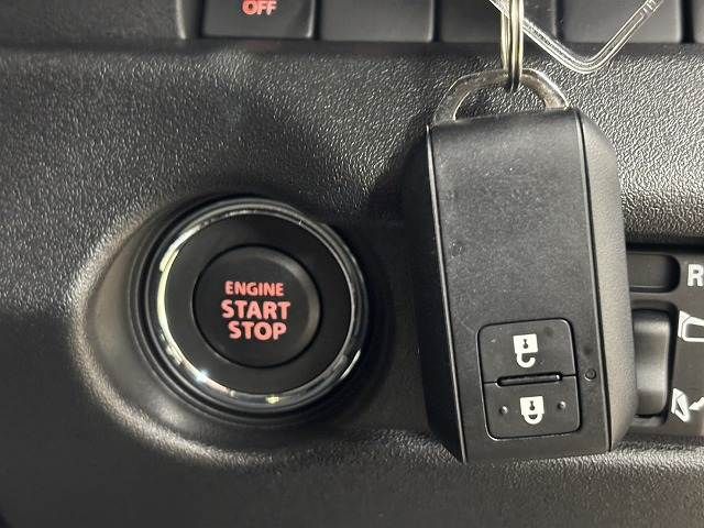 SUZUKI JIMNY NOMADE 2025 Image 31