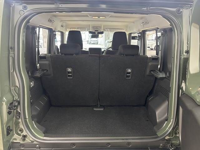 SUZUKI JIMNY NOMADE 2025 Image 31