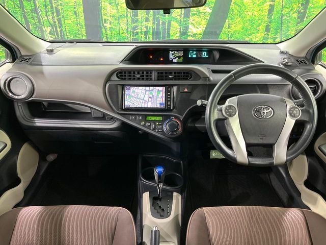 TOYOTA AQUA 2013 Image 31