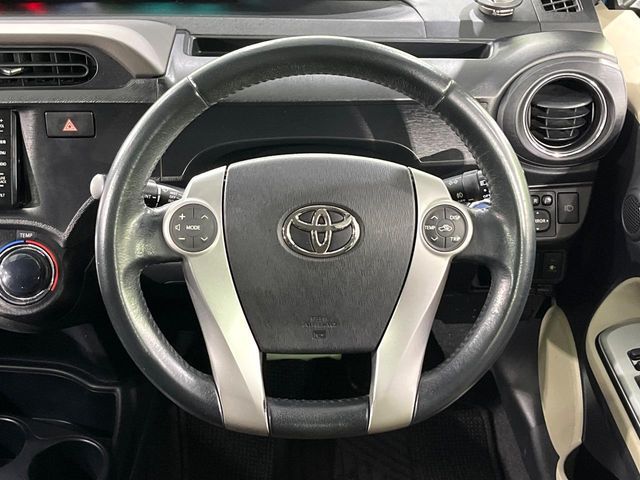 TOYOTA AQUA 2013 Image 31