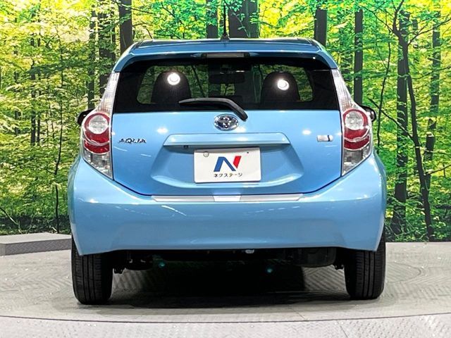 TOYOTA AQUA 2013 Image 31