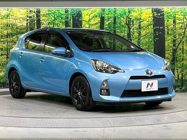 TOYOTA AQUA 2013 Image 31