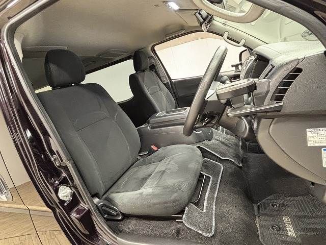 TOYOTA HIACE VAN 2WD 2018 Image 31