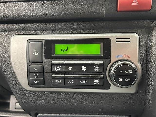 TOYOTA HIACE VAN 2WD 2018 Image 31