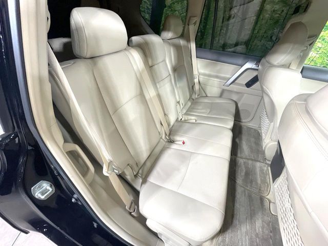 TOYOTA LANDCRUISER PRADO 2022 Image 31