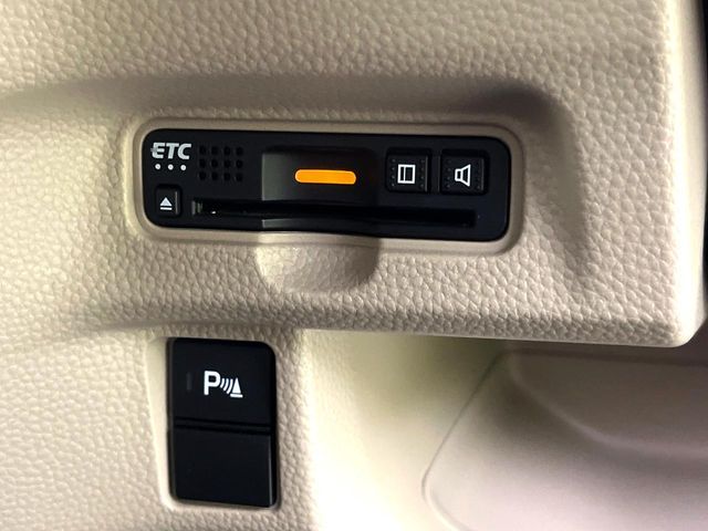 HONDA N BOX 2017 Image 31