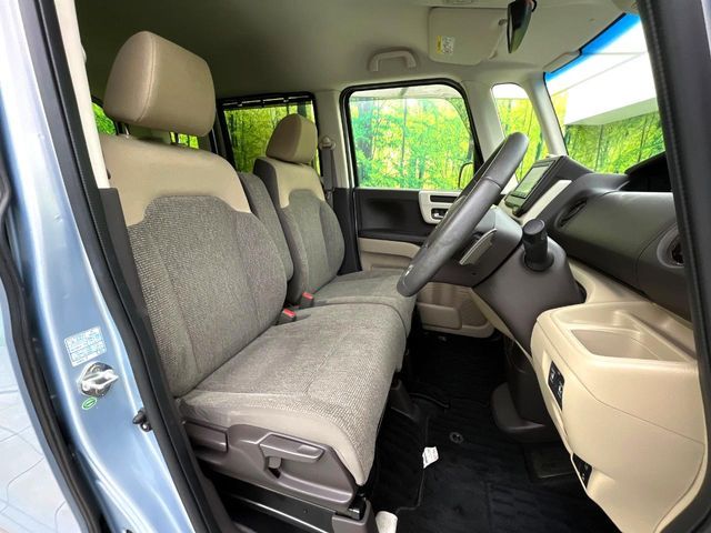 HONDA N BOX 2017 Image 31