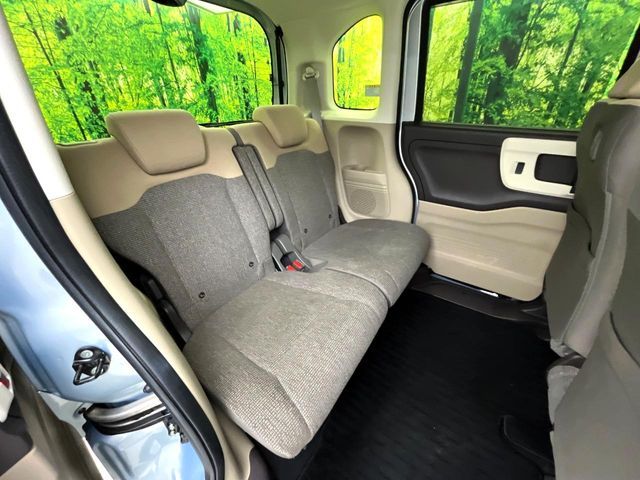 HONDA N BOX 2017 Image 31