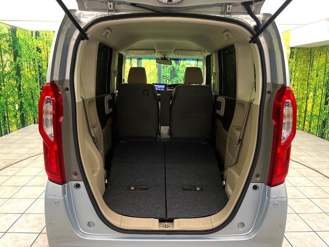 HONDA N BOX 2017 Image 31