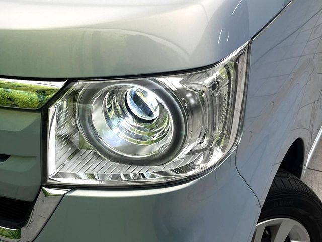 HONDA N BOX 2017 Image 31