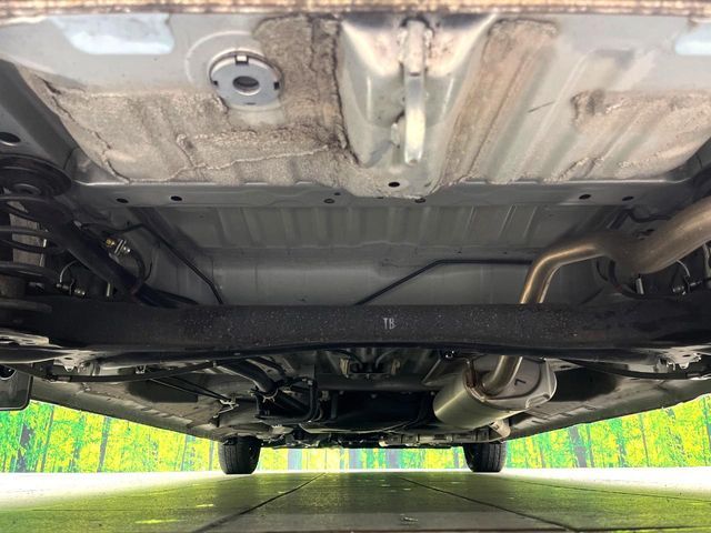 HONDA N BOX 2017 Image 31