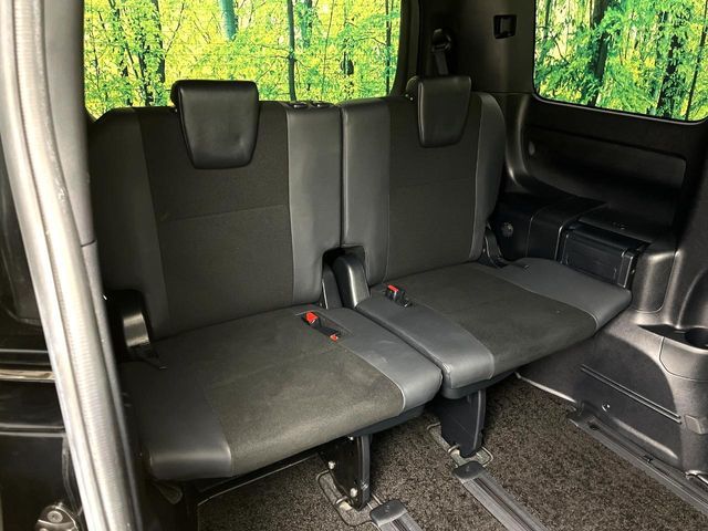 TOYOTA NOAH 2019 Image 31