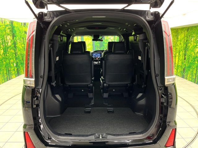 TOYOTA NOAH 2019 Image 31