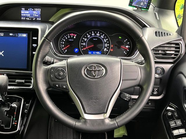 TOYOTA NOAH 2019 Image 31