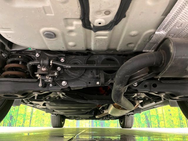 TOYOTA LEXUS NX300H 2017 Image 31