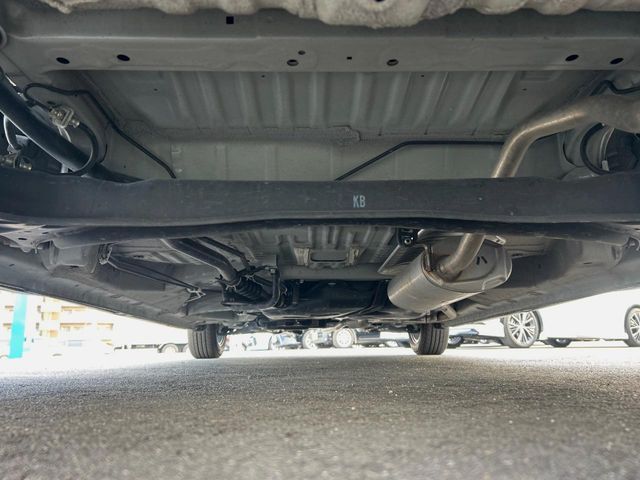 HONDA N BOX CUSTOM 2023 Image 31