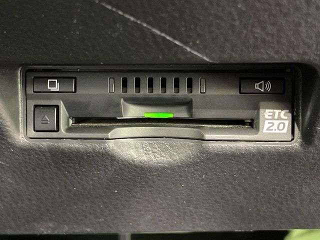 TOYOTA C-HR 2018 Image 31