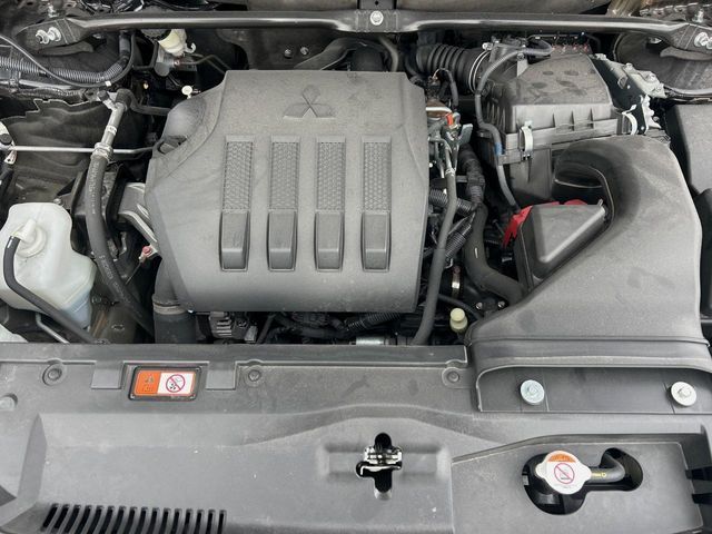 MITSUBISHI ECLIPSE CROSS 2WD 2024 Image 31