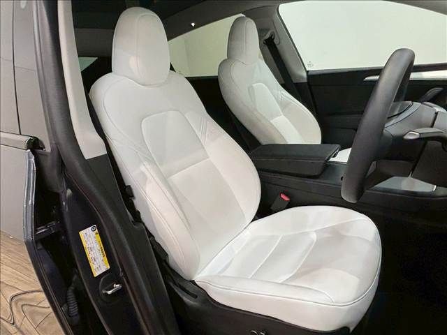 TESLA MODEL Y 2022 Image 31