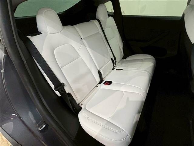 TESLA MODEL Y 2022 Image 31