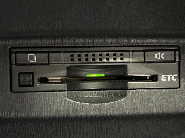 TOYOTA PRIUS 2014 Image 31